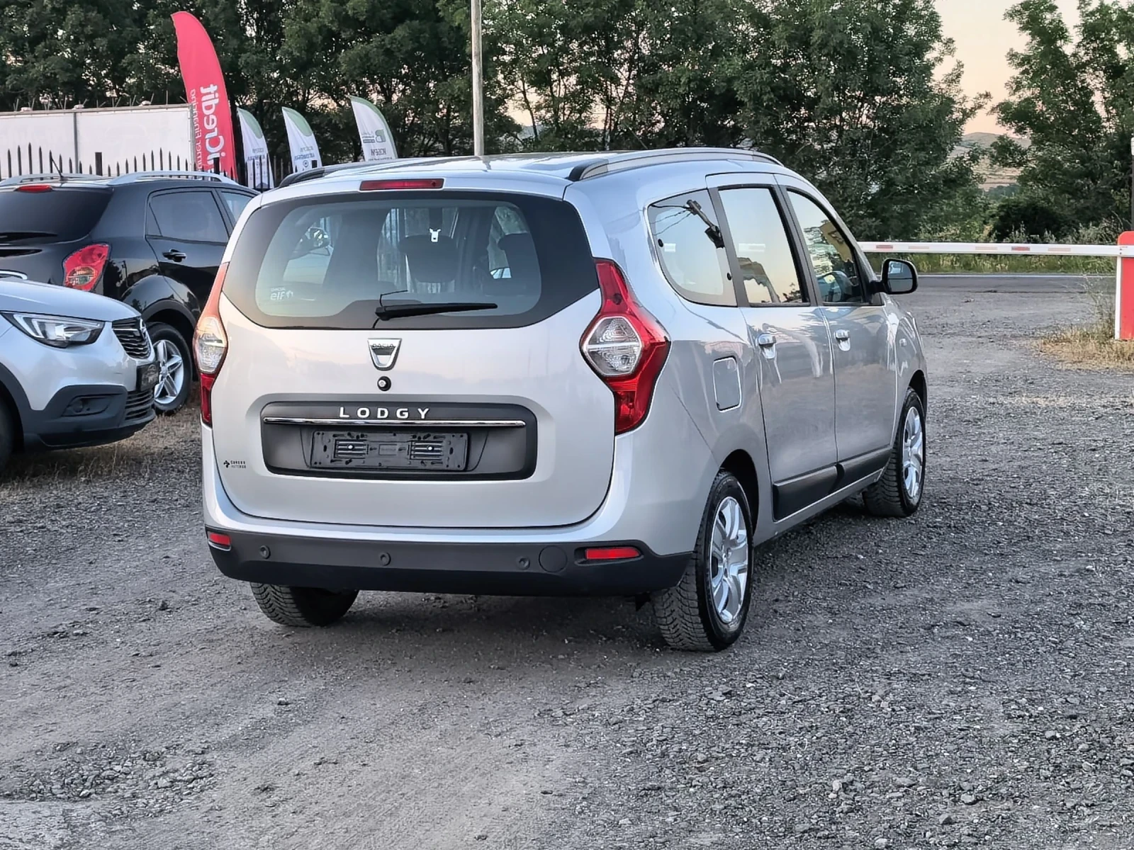Dacia Lodgy 1, 6i GPL | Mobile.bg � ����������� 5