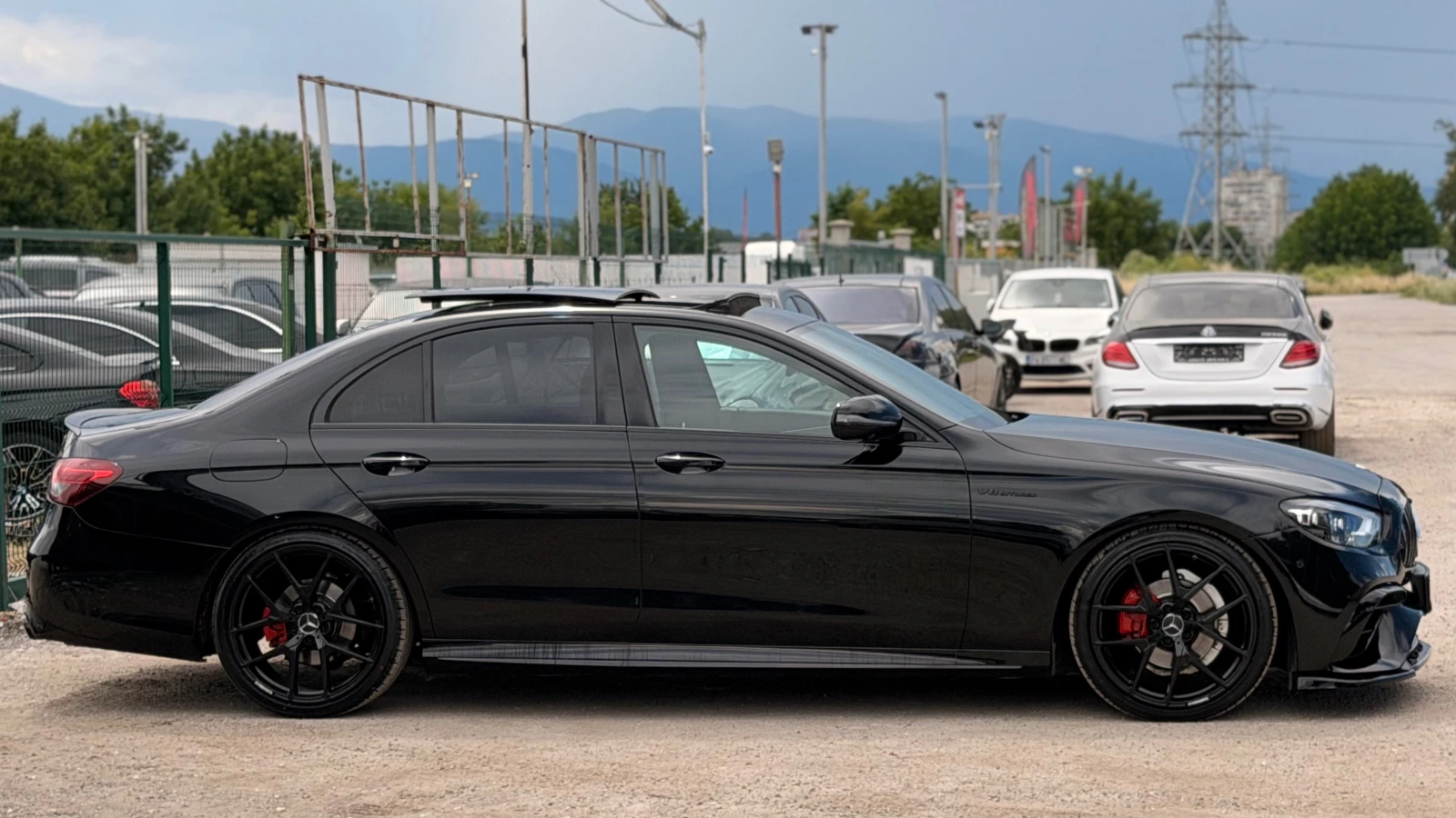 Mercedes-Benz E 220 d= 63 AMG= Face= HUD= 360* Камера= Панорама= , снимка 4 - Автомобили и джипове - 54931783