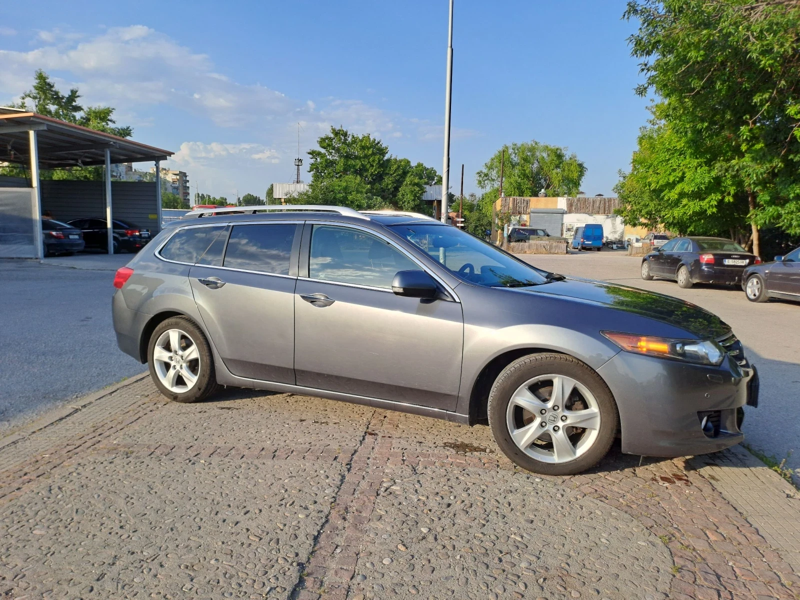Honda Accord 2.2 EXECUTIVE PLUS, снимка 5 - Автомобили и джипове - 55227763