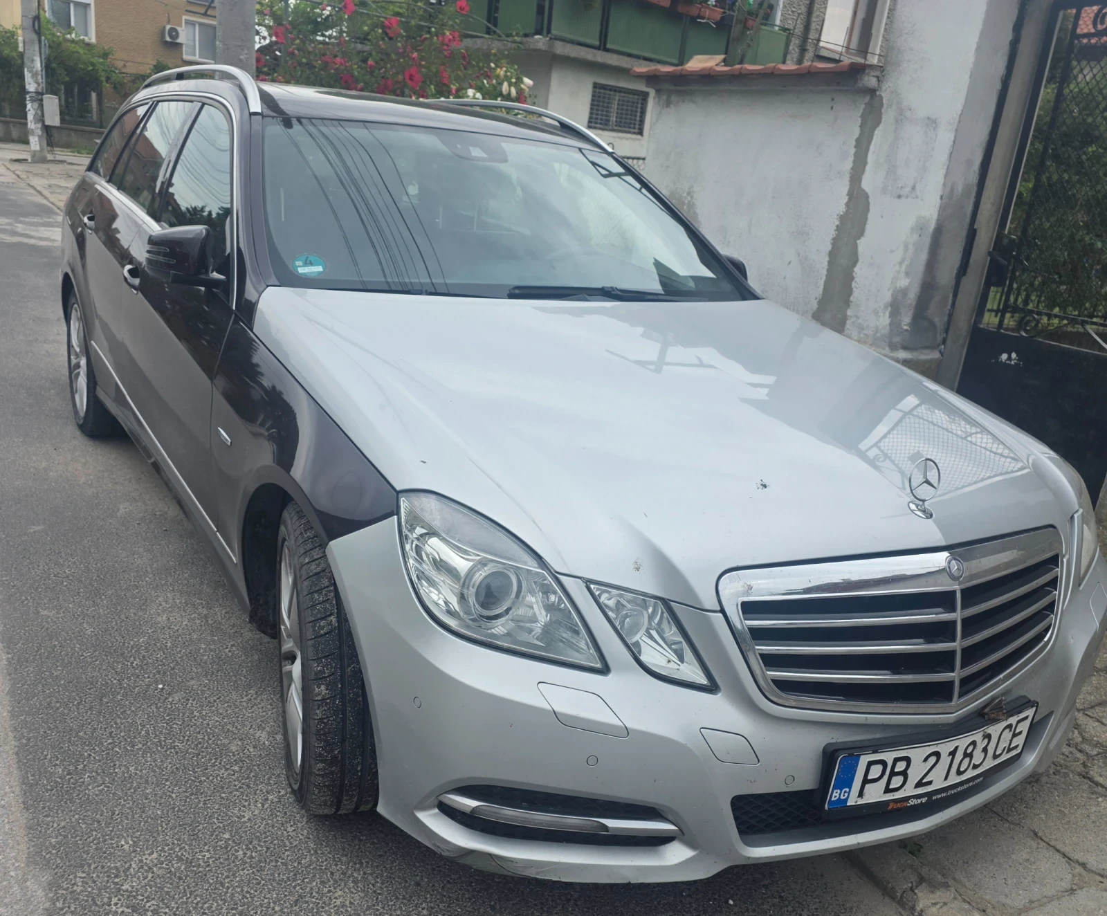 Mercedes-Benz E 350 Avangarde, снимка 2 - Автомобили и джипове - 55431044