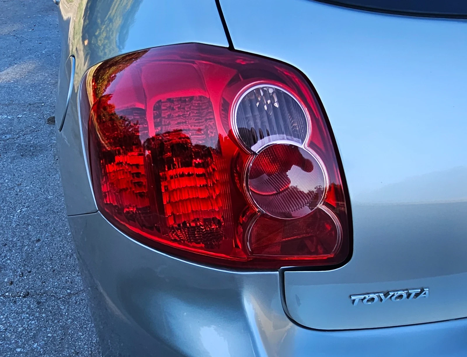Toyota Auris 2.0 D | Mobile.bg � ����������� 8