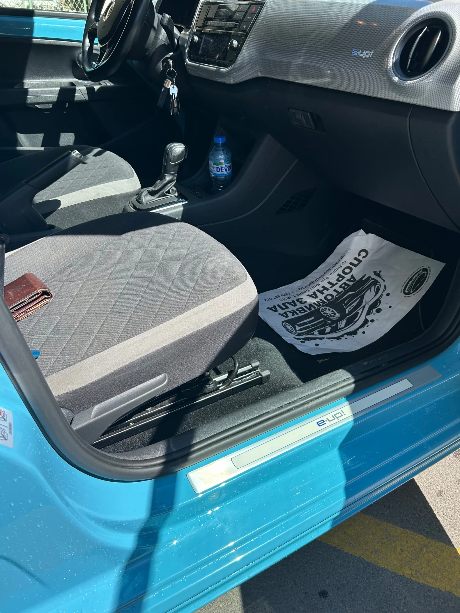 VW Up, снимка 6 - Автомобили и джипове - 55678359