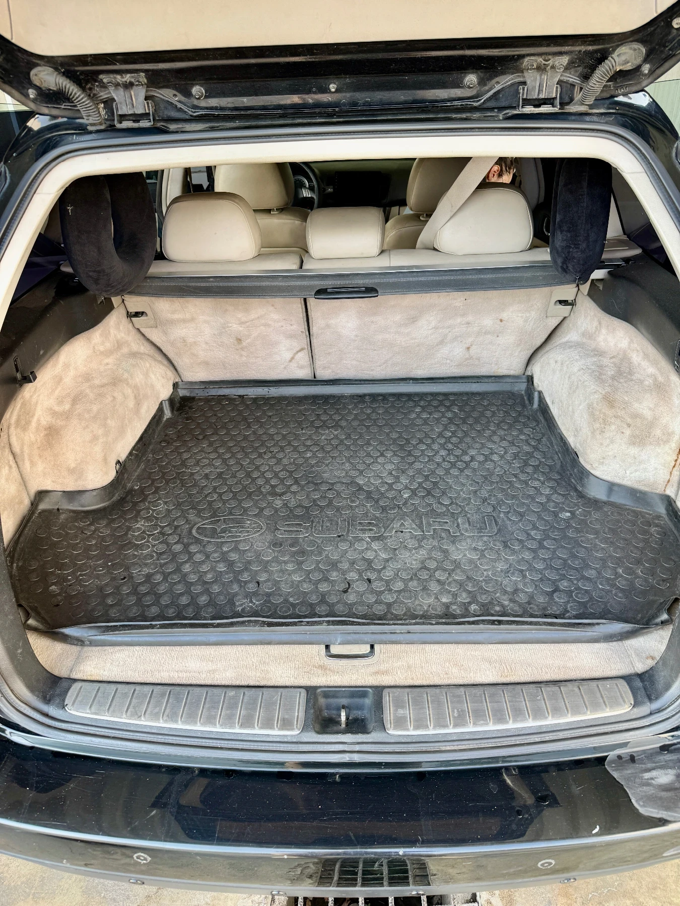 Subaru Outback 3.0 H6 245 к.с Бензин/Газ, снимка 9 - Автомобили и джипове - 56047299