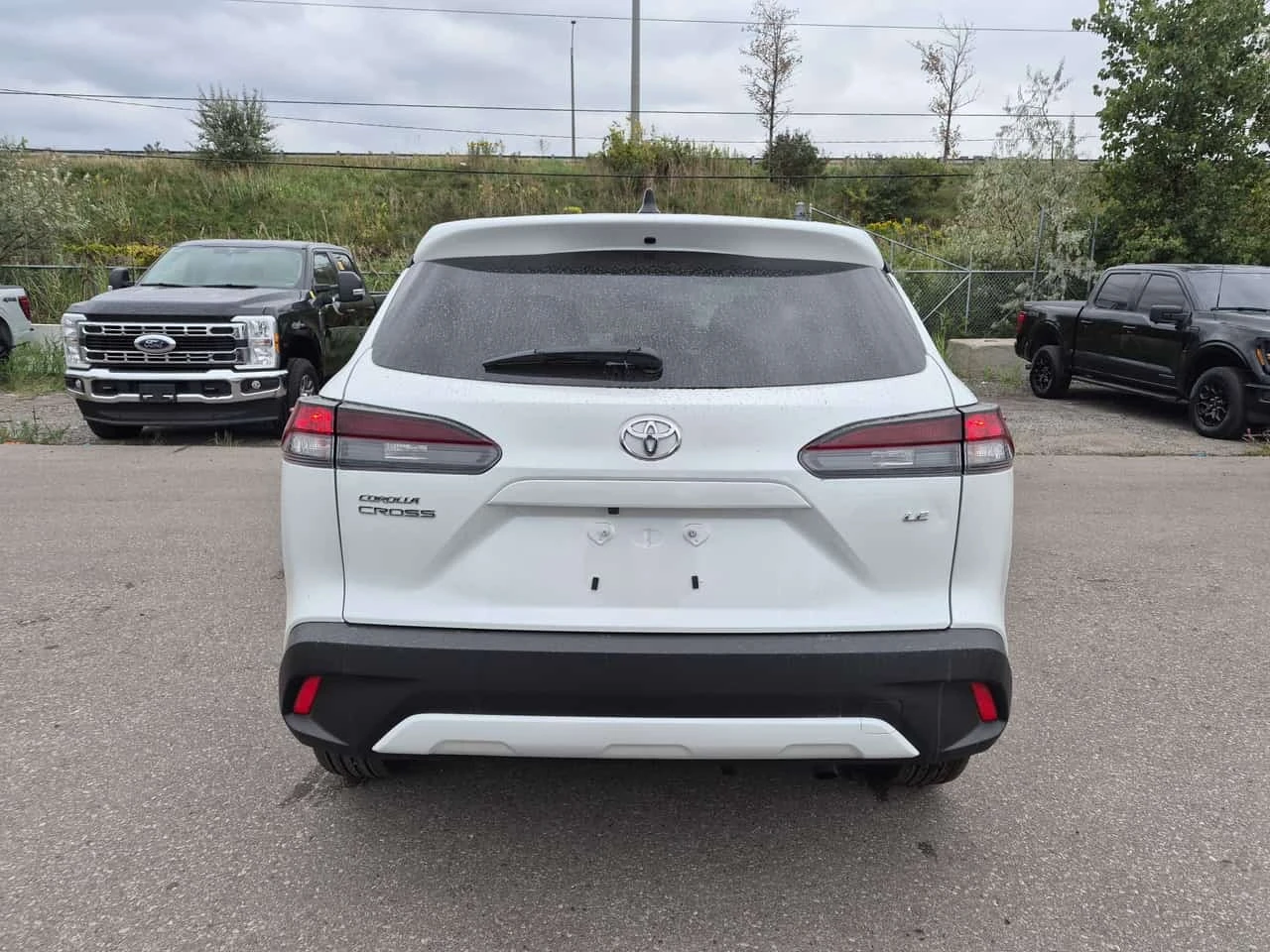 Toyota Corolla Cross * LE * CARFAX * ��������� * ������� * 2 ����� | Mobile.bg � ����������� 4