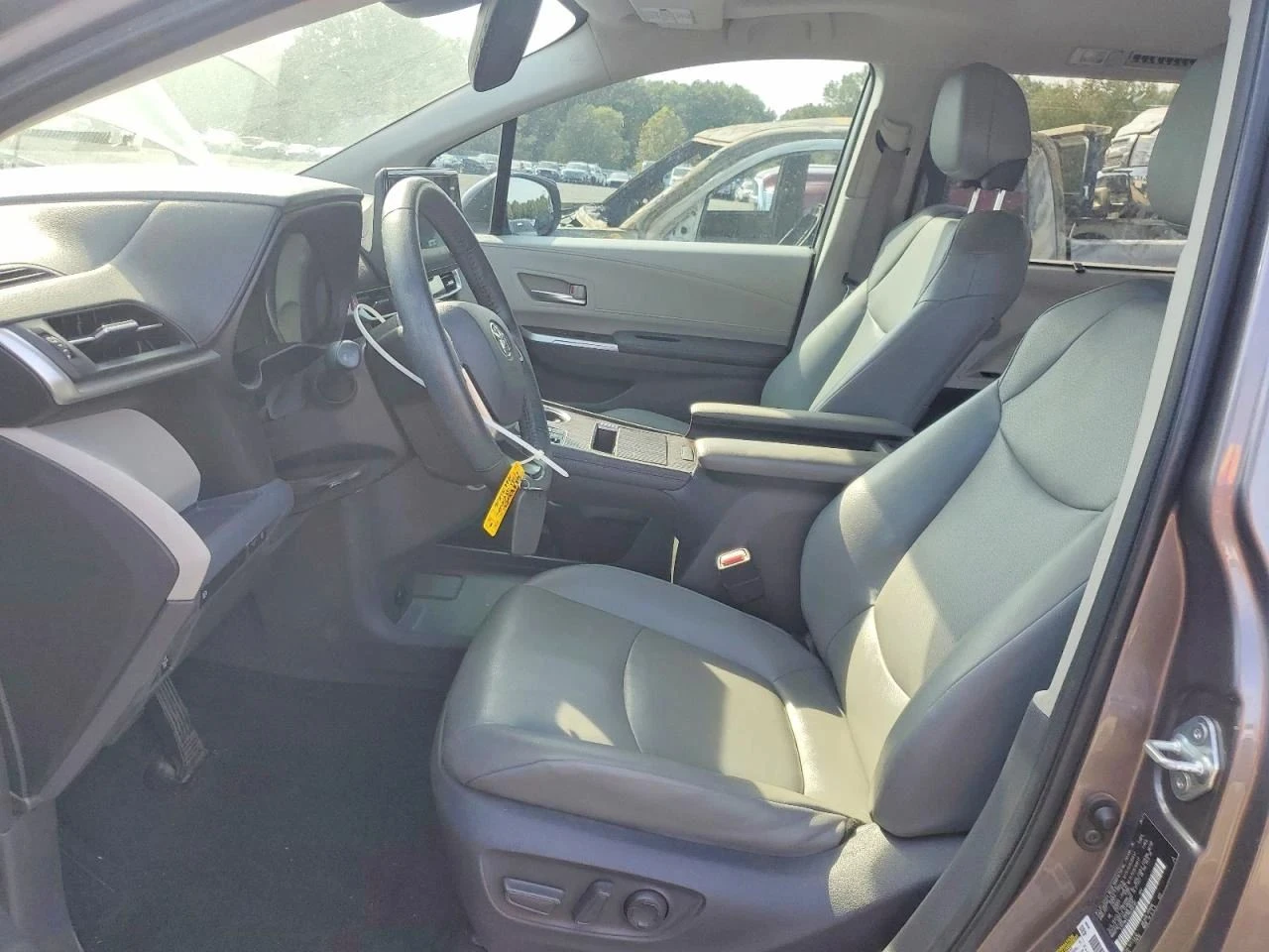 Toyota Sienna | Mobile.bg � ����������� 7