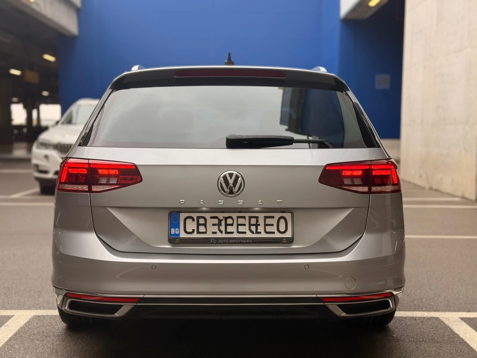 VW Passat 2.0, снимка 6 - Автомобили и джипове - 56746562