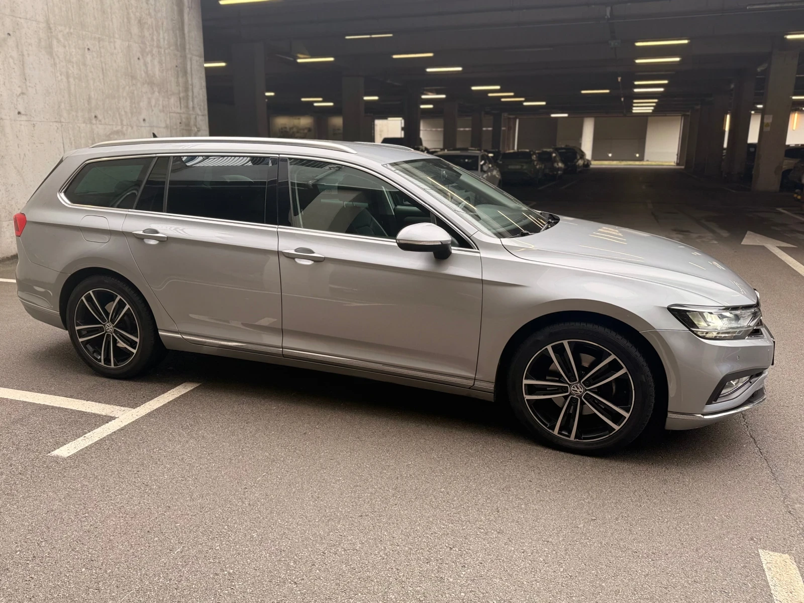 VW Passat 2.0, снимка 4 - Автомобили и джипове - 56746562
