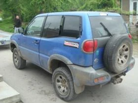 Nissan Terrano 2.4i, снимка 4