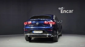 Mercedes-Benz GLC 300 300е* HEADUP* DIGITAL* AMG* КАМЕРА* СЛЕД НА ЛЕНТИ*, снимка 4
