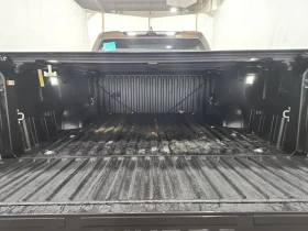 Toyota Tundra * PLATINUM HYBRID CREW CAB SHORT BED * CARFAX *  - 47000 € / 91924.01 лв. - 86522771 17