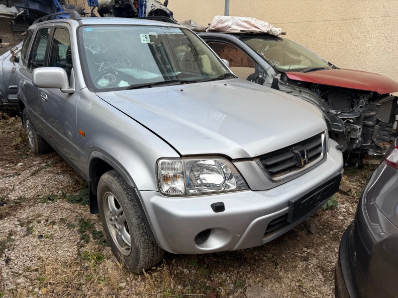 Honda Cr-v 2.0-147кс, снимка 1 - Автомобили и джипове - 48175826