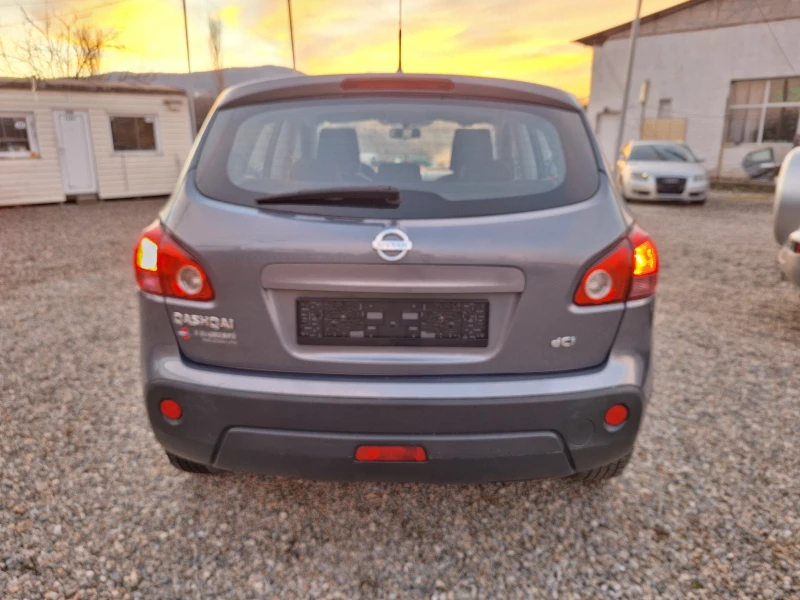 Nissan Qashqai 1.5dci, снимка 6 - Автомобили и джипове - 48395078