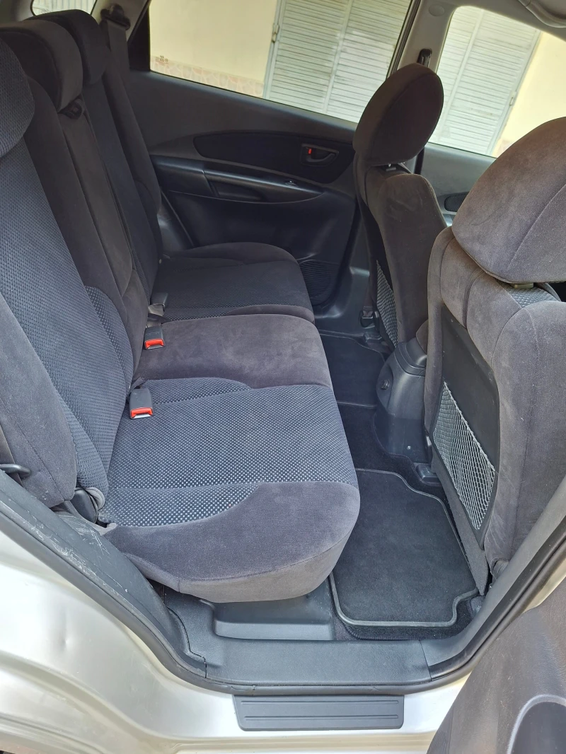 Hyundai Tucson 2.0 CRDi 16V, снимка 13 - Автомобили и джипове - 51418743
