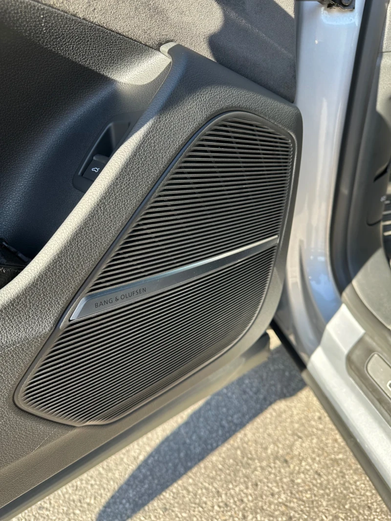 Audi SQ8 TDI, снимка 11 - Автомобили и джипове - 52347039