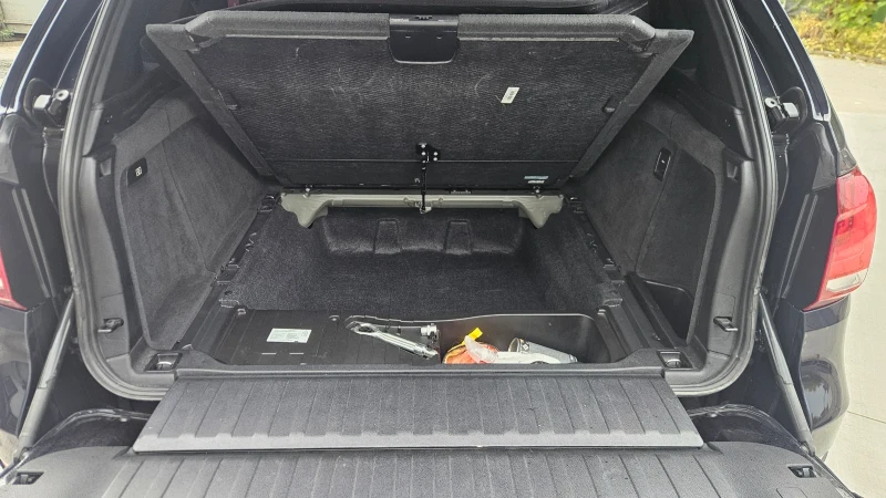 BMW X5 30d, снимка 10 - Автомобили и джипове - 52091544