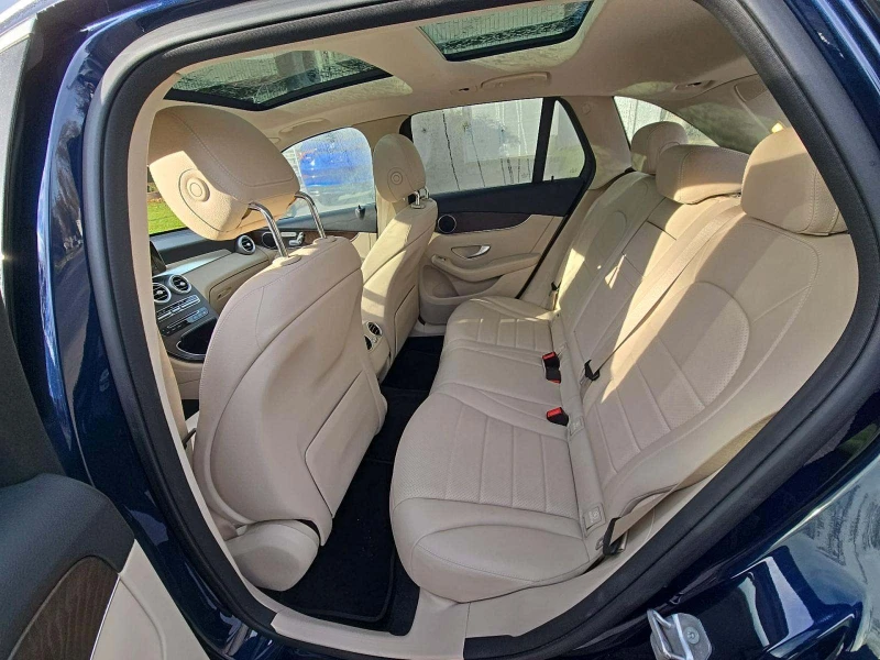 Mercedes-Benz GLC 300 4Matic, снимка 6 - Автомобили и джипове - 52539537