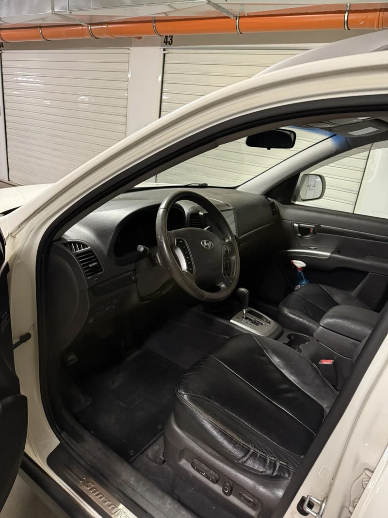 Hyundai Santa fe 2.2, снимка 4 - Автомобили и джипове - 52567198