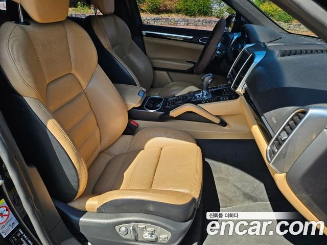Porsche Cayenne | TOP SERVICE, снимка 13 - Автомобили и джипове - 55712506
