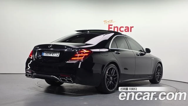Mercedes-Benz S 350 АМГ ОПТИК| НИСКИ КМ | ЧИСТА ИСТОРИЯ, снимка 2 - Автомобили и джипове - 55712506