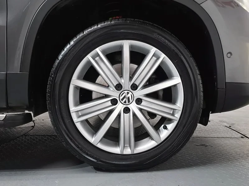 VW Tiguan 2.0 Tdi Premium, снимка 5 - Автомобили и джипове - 55748730