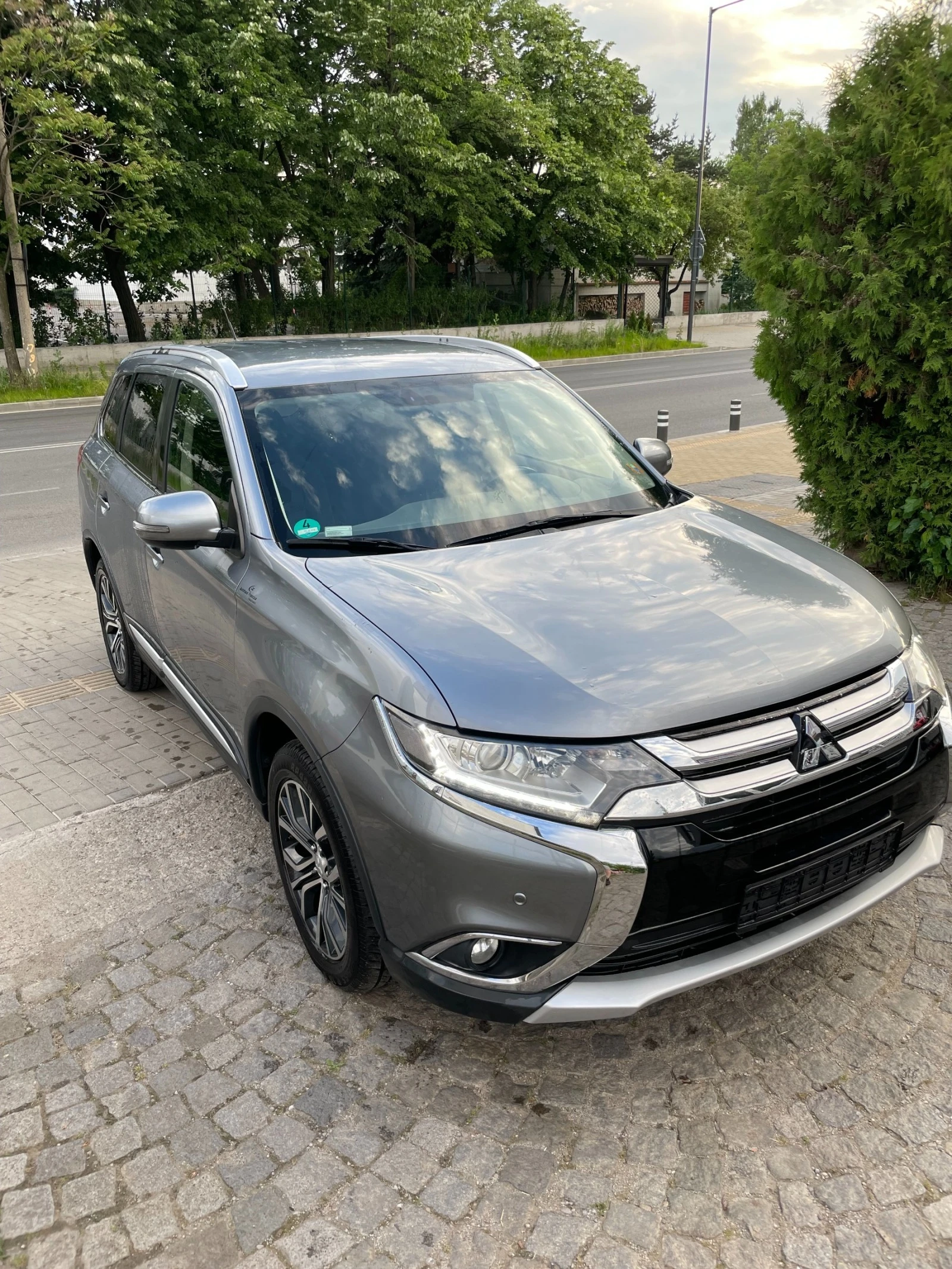 Mitsubishi Outlander 2.2 DI-D 4X4, Нов Внос от Германия и Гранция - изображение 2