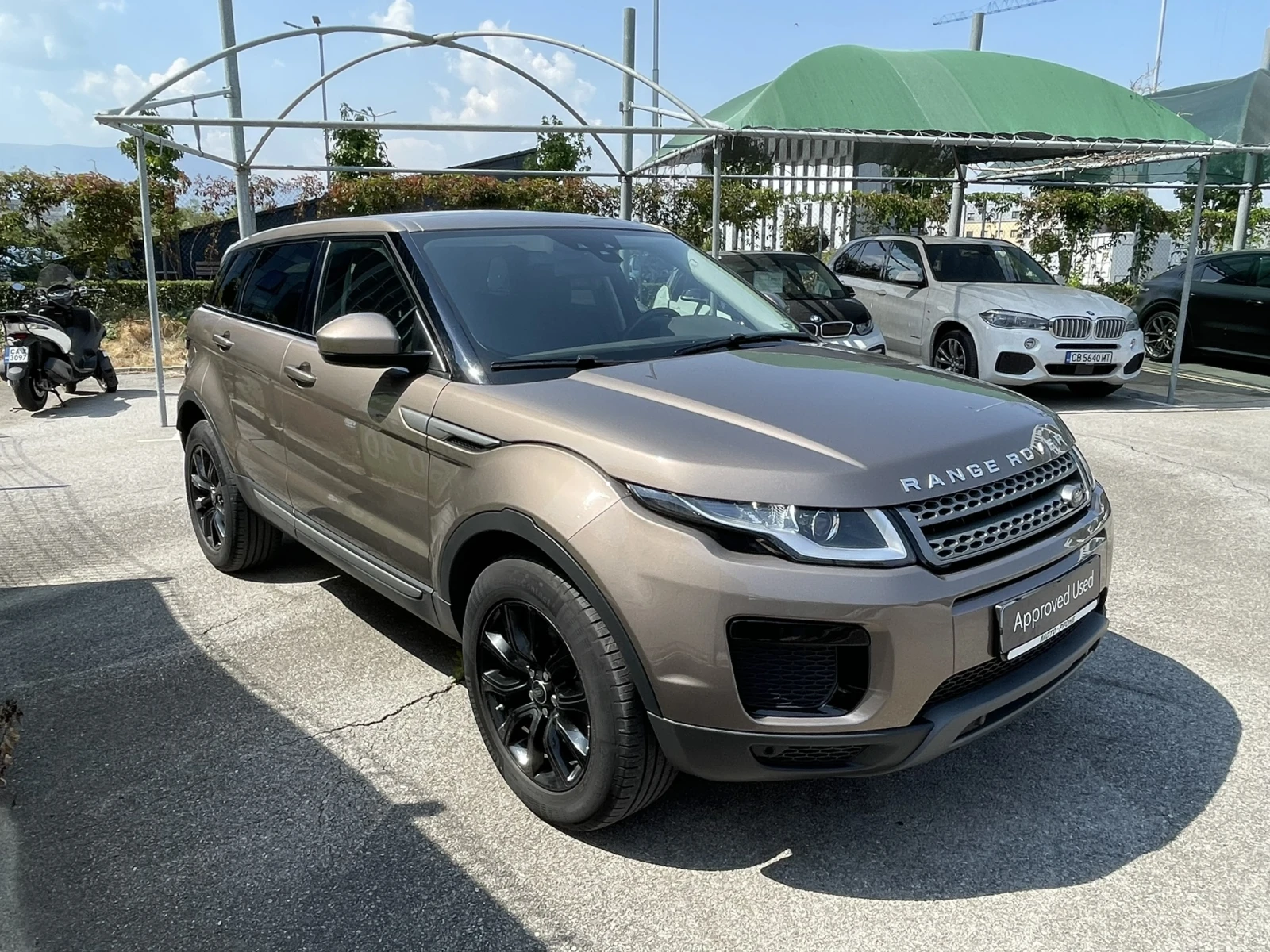 Land Rover Range Rover Evoque 2.0 D4 Automatic от България - изображение 3