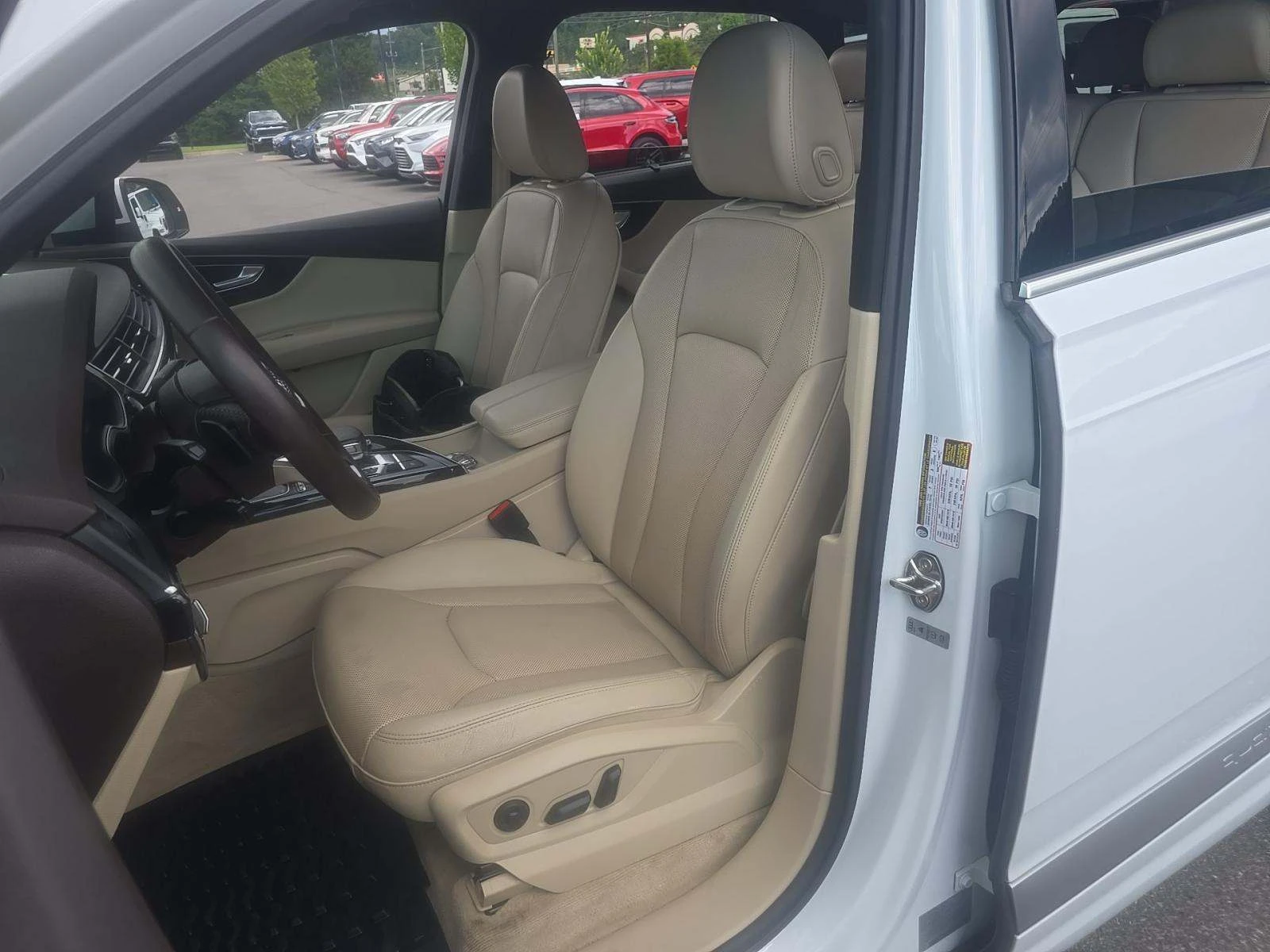 Audi Q7 Premium Plus* CARFAX* ОПЦИЯ ЗА ФИНАНСИРАНЕ*  - изображение 5