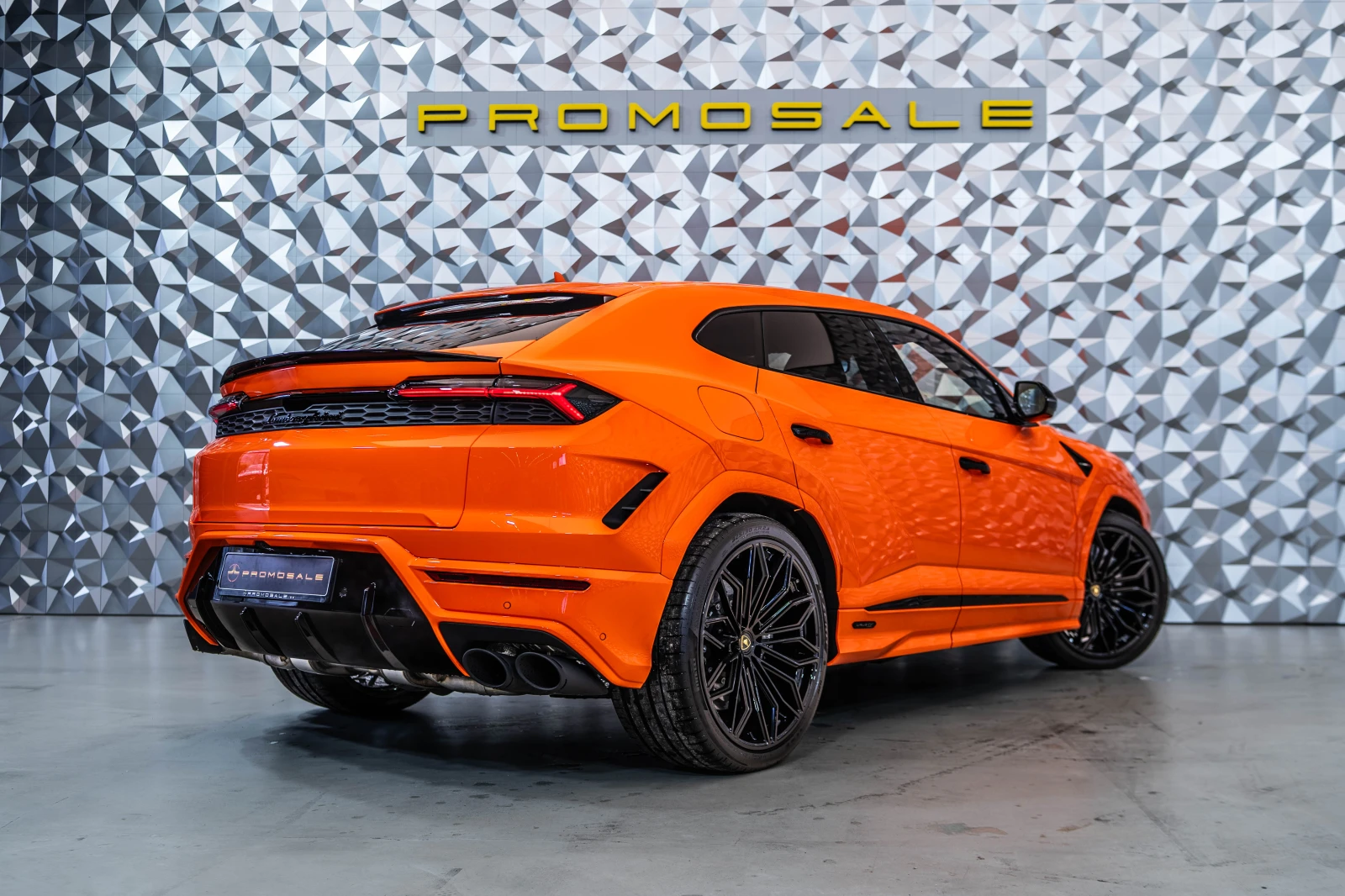 Lamborghini Urus SE Arancio Apodis - изображение 4