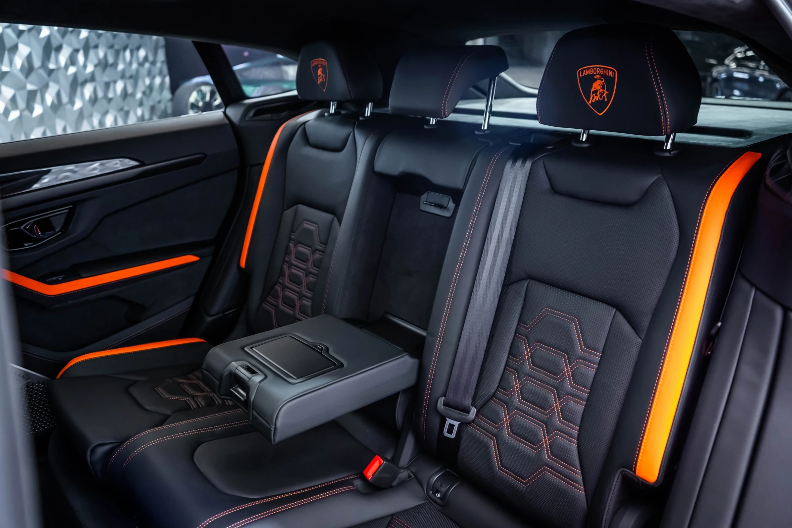 Lamborghini Urus SE Arancio Apodis | Mobile.bg   16