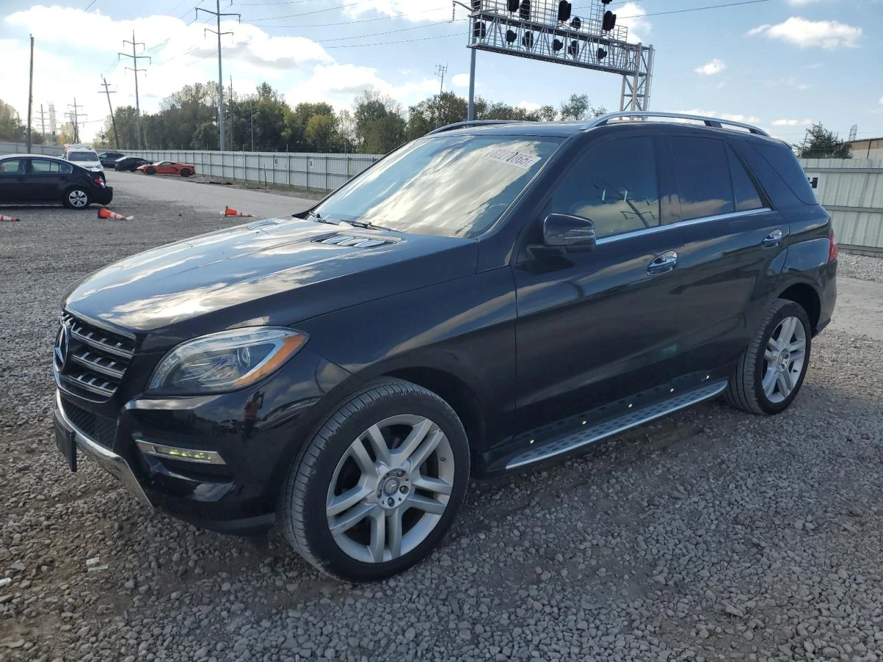 Mercedes-Benz ML 350 4MATIC* HARMAN&KARDON* BLINDSPOT* ПОДГРЕВ* ШИБИДАХ - изображение 2