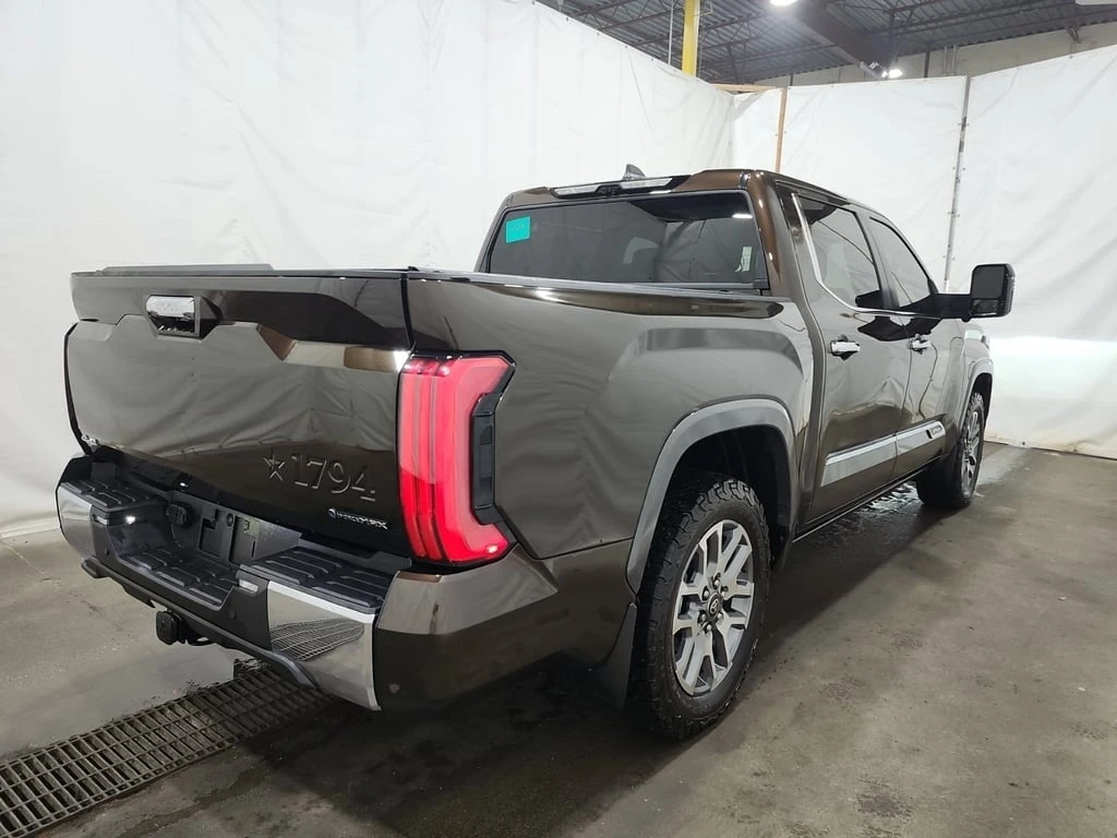 Toyota Tundra * PLATINUM HYBRID CREW CAB SHORT BED * CARFAX *  | Mobile.bg � ����������� 3
