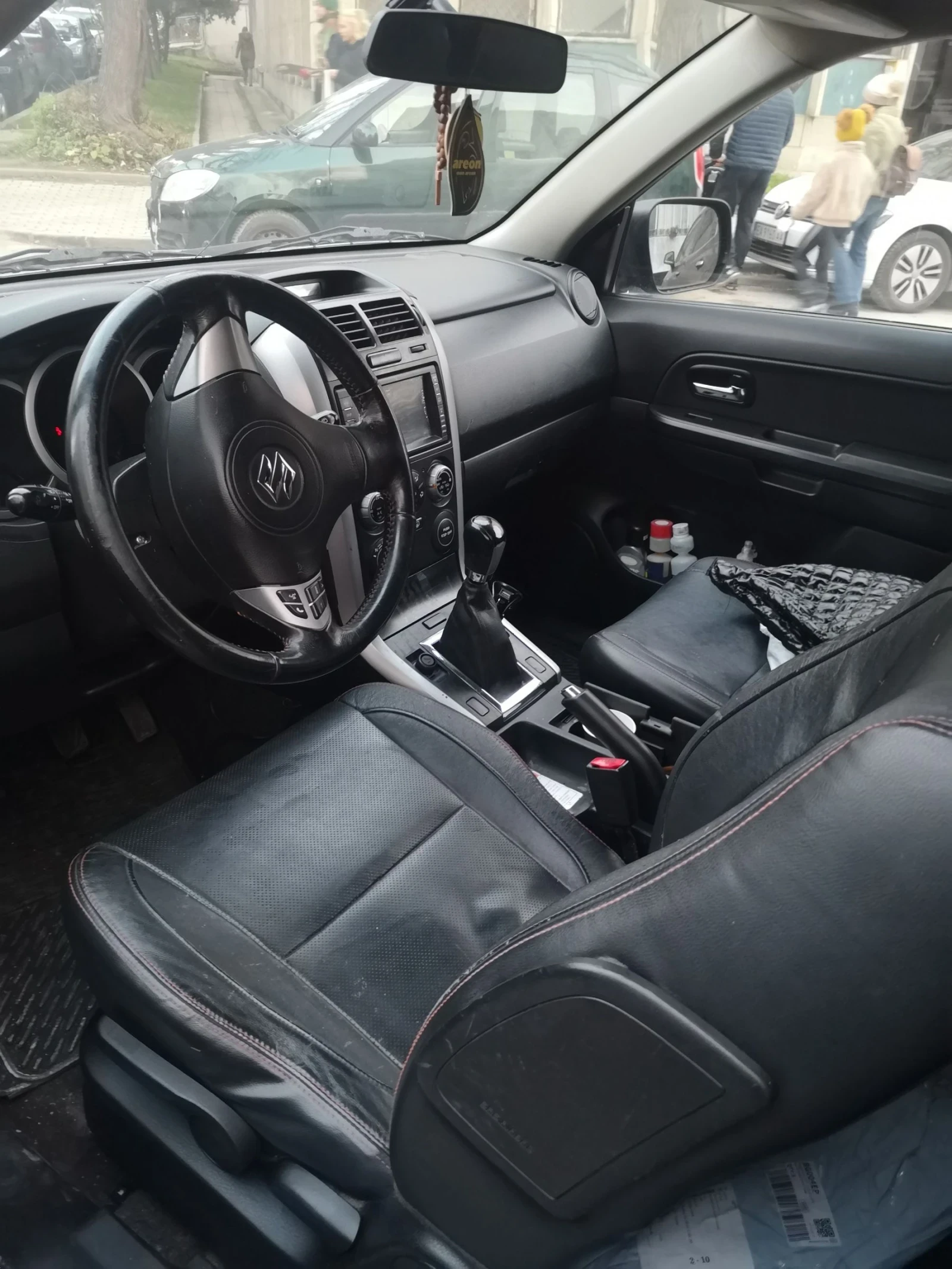 Suzuki Grand vitara, снимка 6 - Автомобили и джипове - 53746197