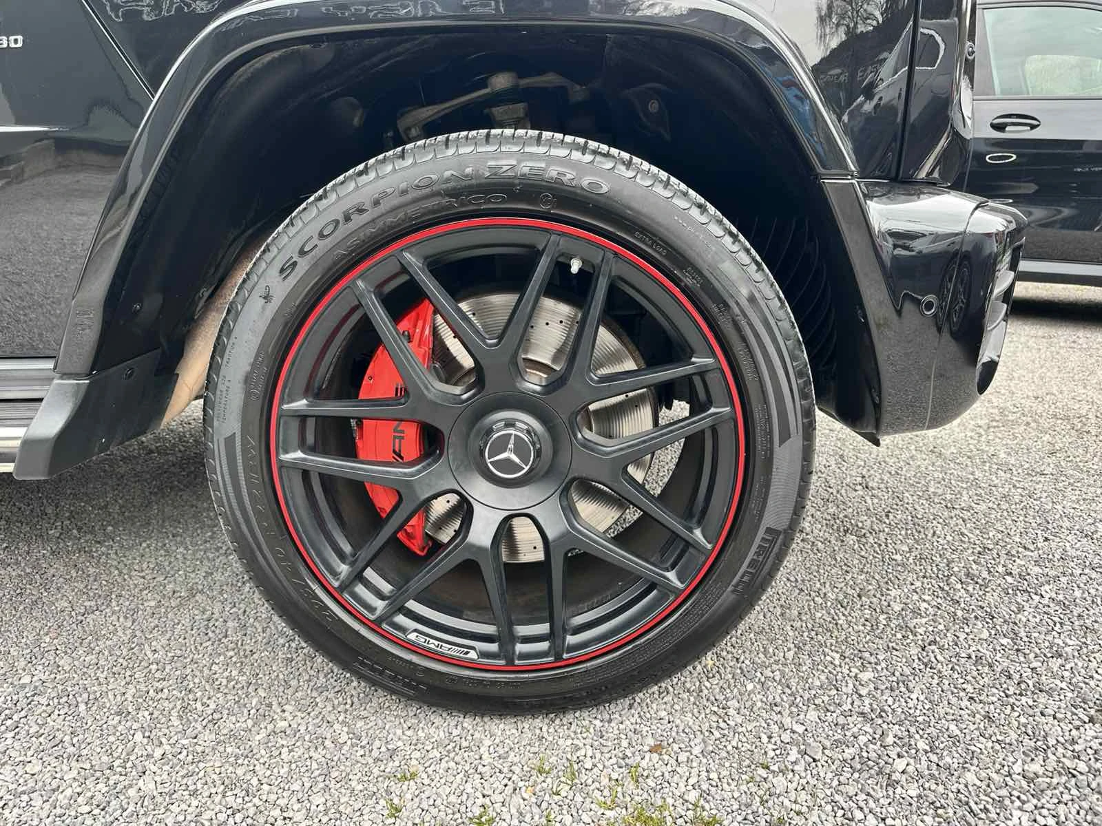 Mercedes-Benz G 63 AMG  Burmester /Carbon / CAMERA / FULL / , снимка 5 - Автомобили и джипове - 54217857