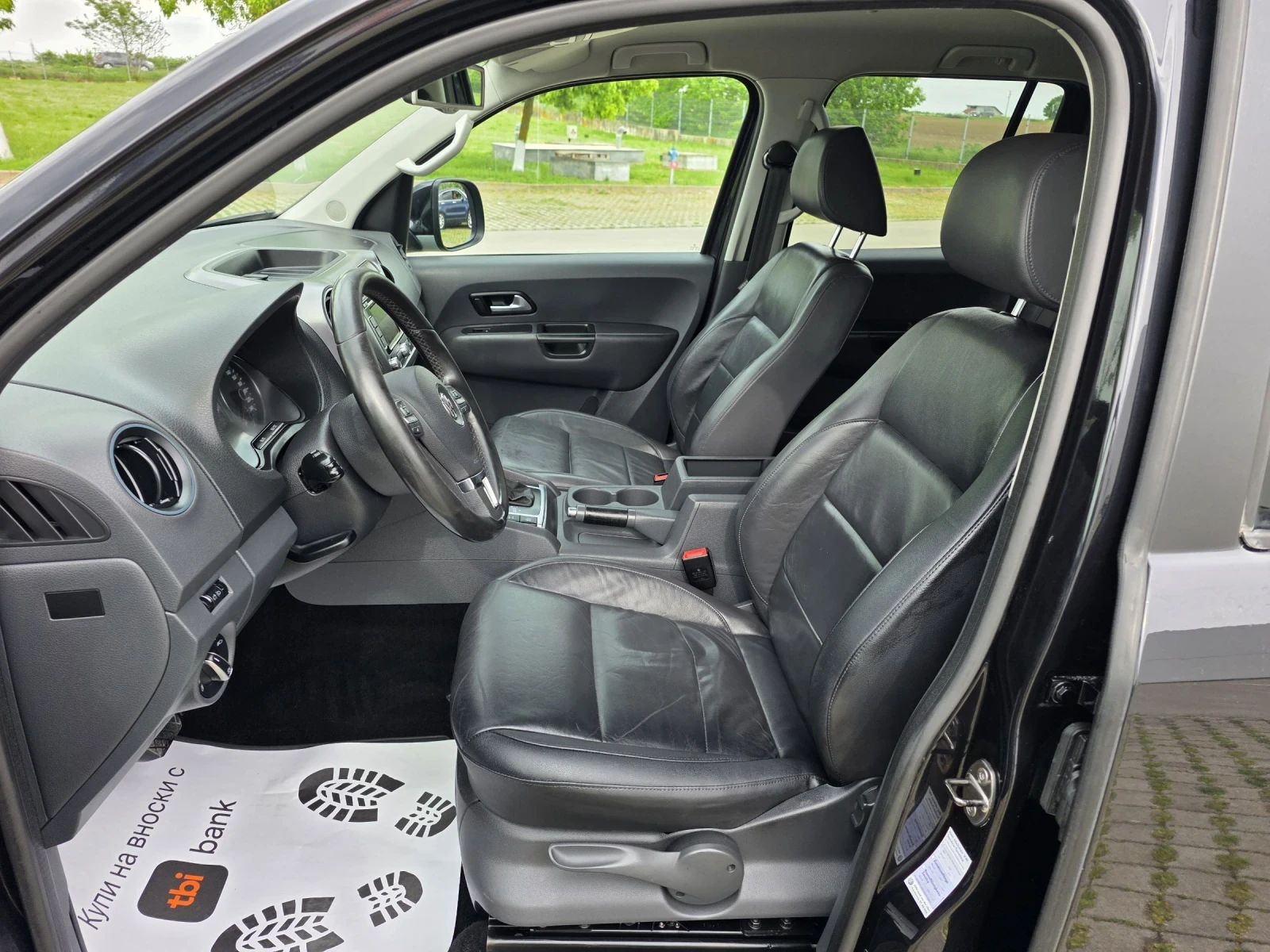 VW Amarok 2.0BiTDI 180h.p DSG8 KOJA NAVI, снимка 9 - Автомобили и джипове - 54478103