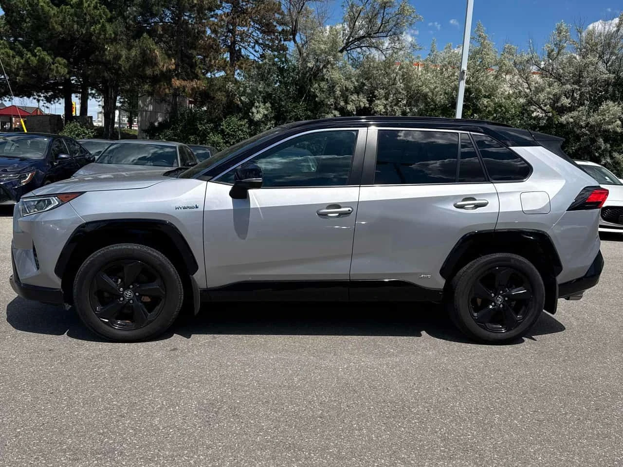 Toyota Rav4 * Hybrid XLE * CARFAX * 2 КЛЮЧА * ПОДГРЕВИ * ПАНО, снимка 17 - Автомобили и джипове - 54942357