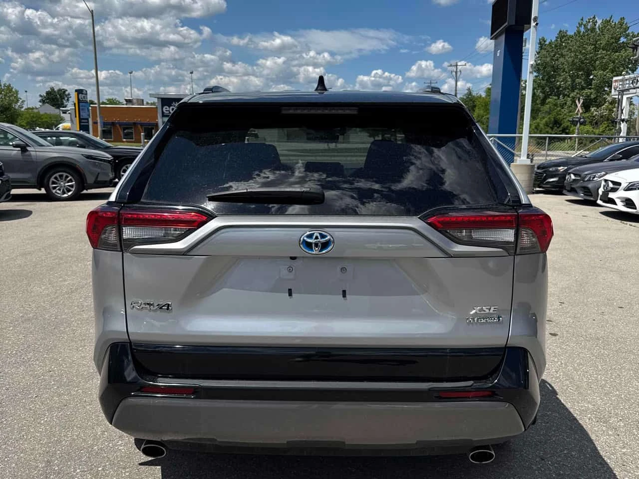 Toyota Rav4 * Hybrid XLE * CARFAX * 2 КЛЮЧА * ПОДГРЕВИ * ПАНО, снимка 4 - Автомобили и джипове - 54942357