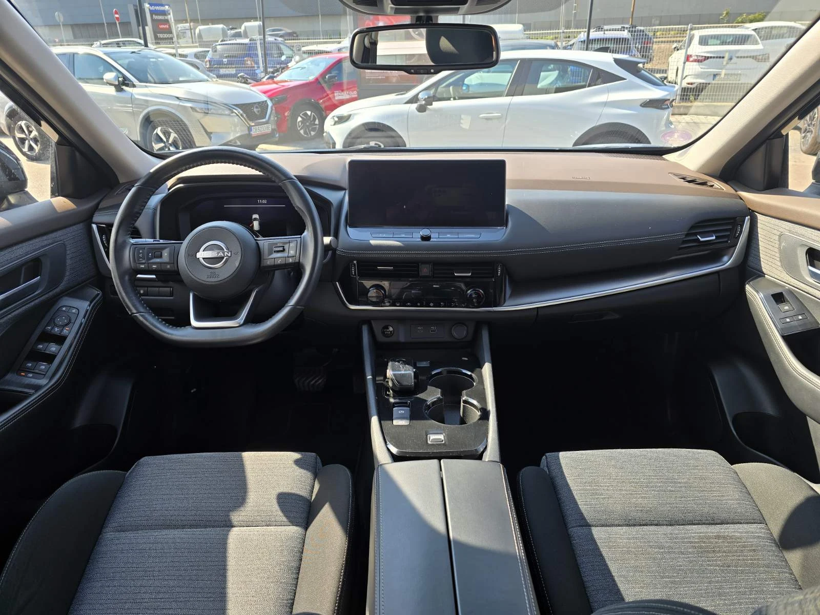 Nissan X-trail E-Power, 4x2, 204к.с, снимка 7 - Автомобили и джипове - 56018692