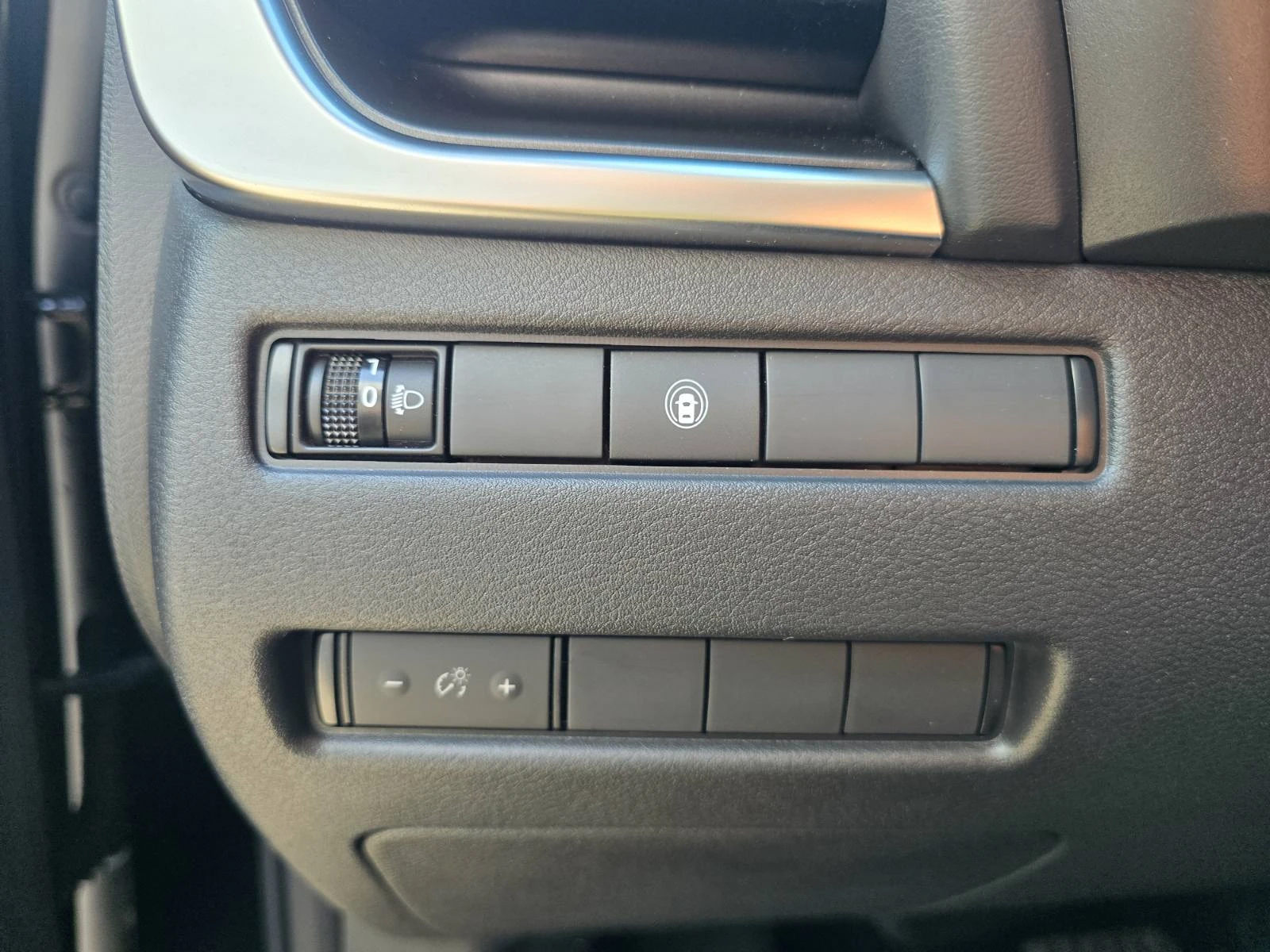 Nissan X-trail E-Power, 4x2, 204к.с, снимка 15 - Автомобили и джипове - 56018692
