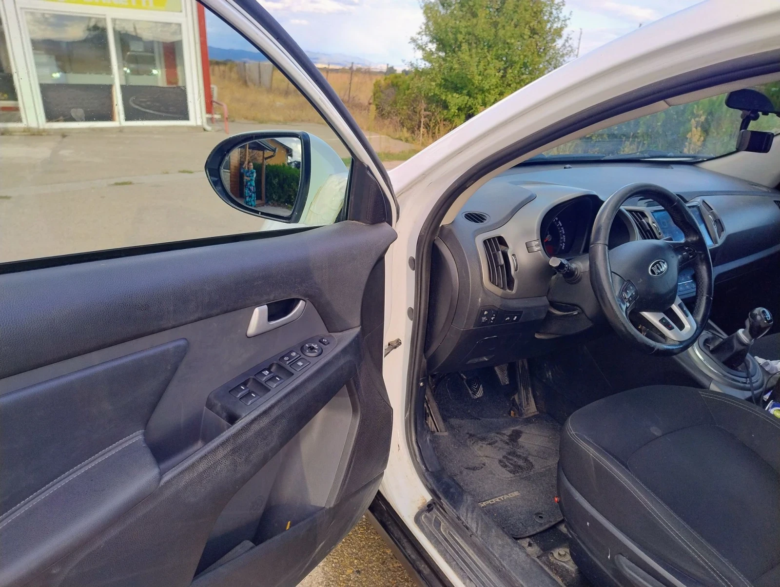 Kia Sportage, снимка 5 - Автомобили и джипове - 56183398