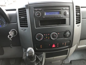 VW Crafter 2.5 TDI, Клима, Средна база, снимка 12