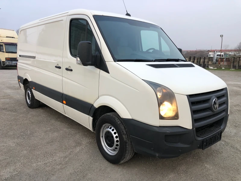 VW Crafter 2.5 TDI, Клима, Средна база, снимка 1 - Бусове и автобуси - 48854251