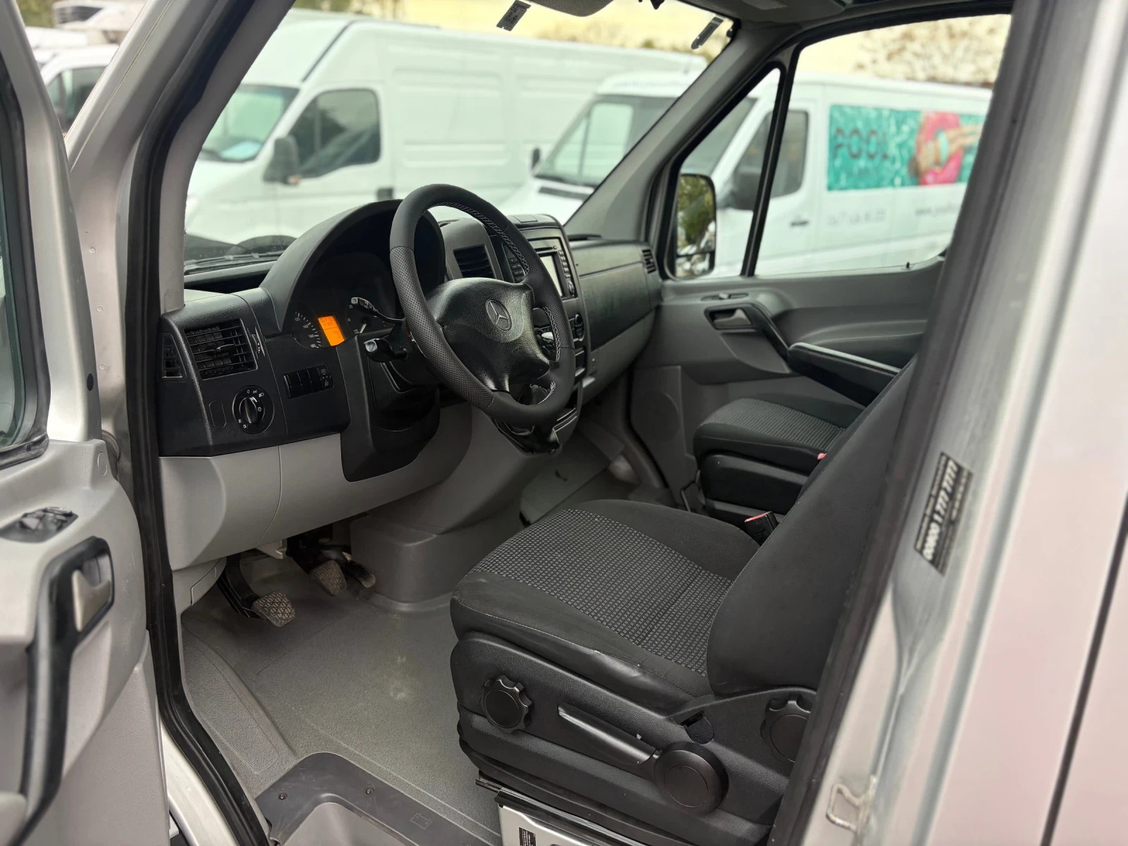 Mercedes-Benz Sprinter 313 КЛИМА/5 Места/Макси база - изображение 10