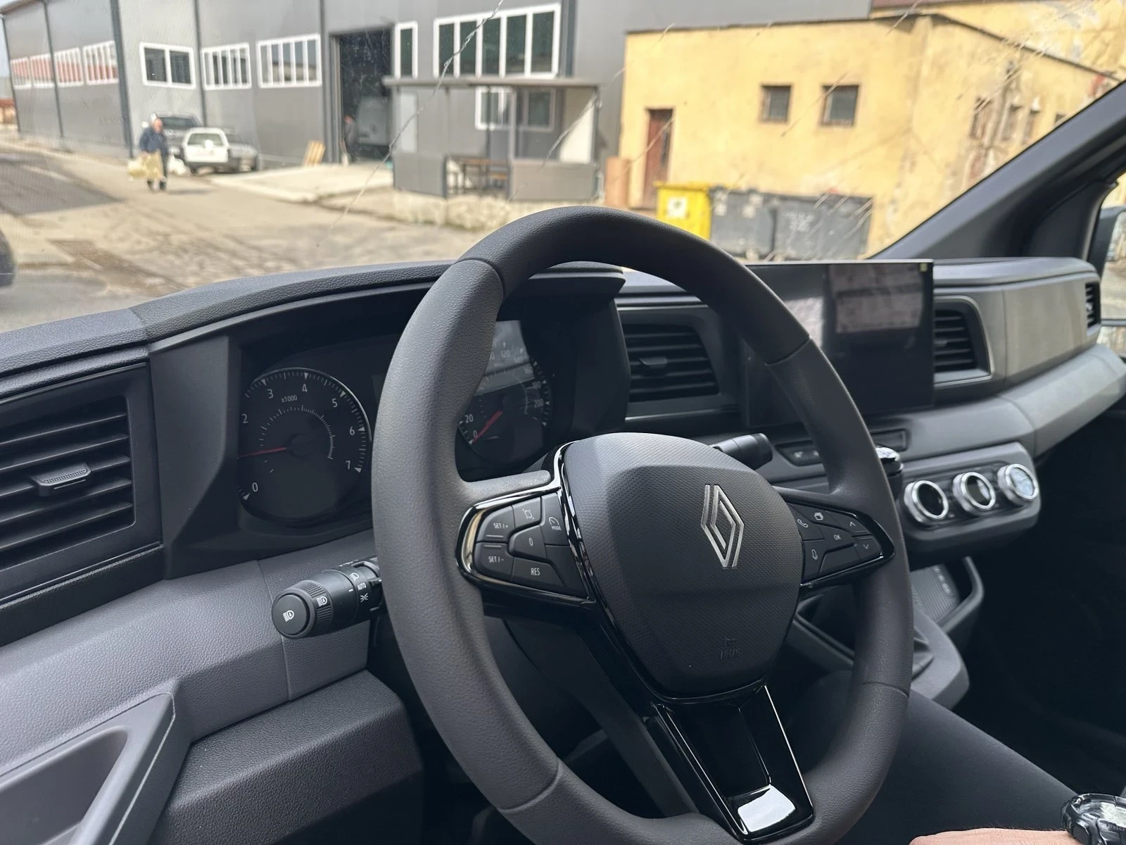 Renault Master 2025 | Mobile.bg � ����������� 9