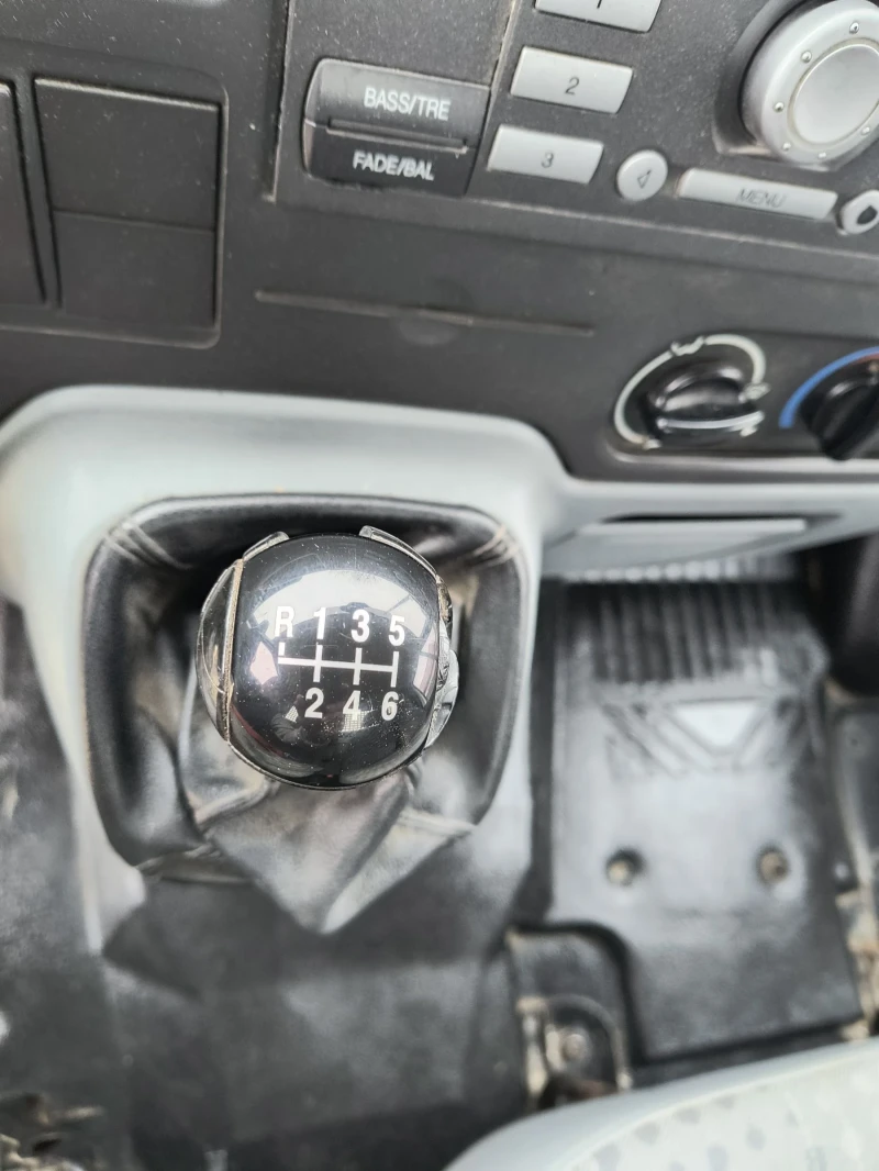 Ford Transit, снимка 13 - Камиони - 52820440
