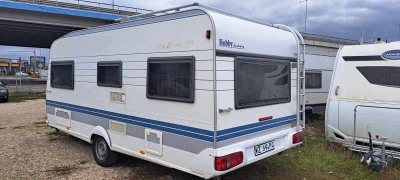 Каравана Hobby 495, снимка 3 - Каравани и кемпери - 52407293