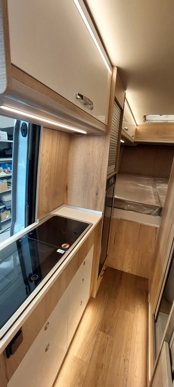 Кемпер Други МАN M182078 Mega Re-Aktiv 680 S, снимка 16 - Каравани и кемпери - 53984375