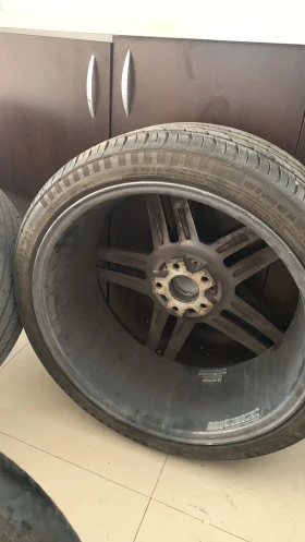 Гуми с джанти Други 255/35R20, снимка 5 - Гуми и джанти - 48633345