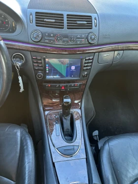 Mercedes-Benz E 320 4 Matic/ Пълна сервизна история, снимка 17