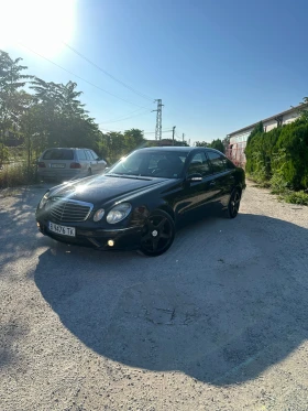 Mercedes-Benz E 320 4 Matic/ Пълна сервизна история, снимка 1