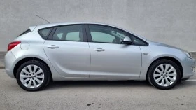 Opel Astra 1.6 16V Автомат, снимка 3